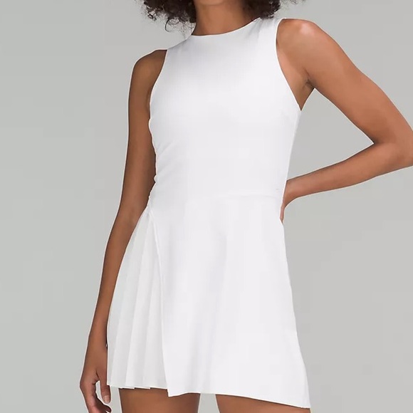 lululemon nulux asymmetrical tennis dress Tropical leaf printed asymmetrical maxi dress – Elizabeth's Boutique main image 0